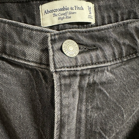 3 Pairs- Abercrombie & Fitch Distressed Denim Women Shorts - Picture 9 of 9